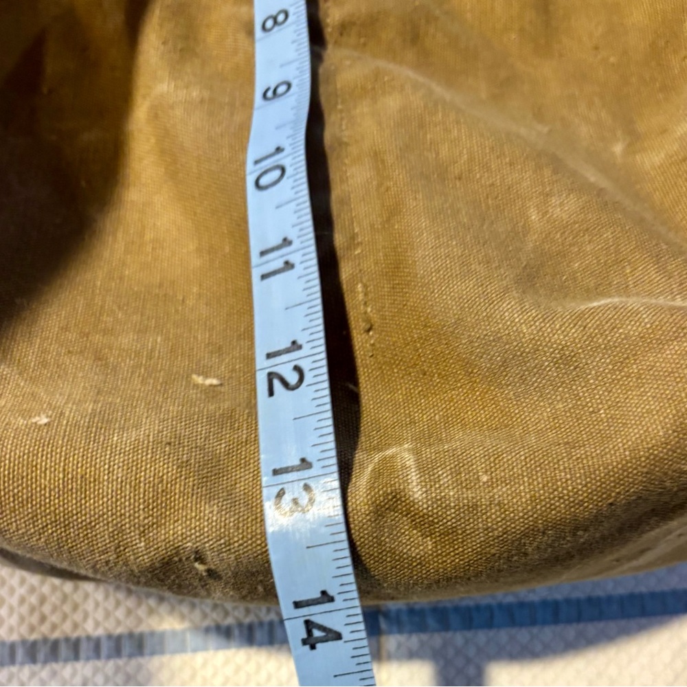 ⭐️Unique Crossbody Convertible Rucksack⭐️ - Picture 13 of 16